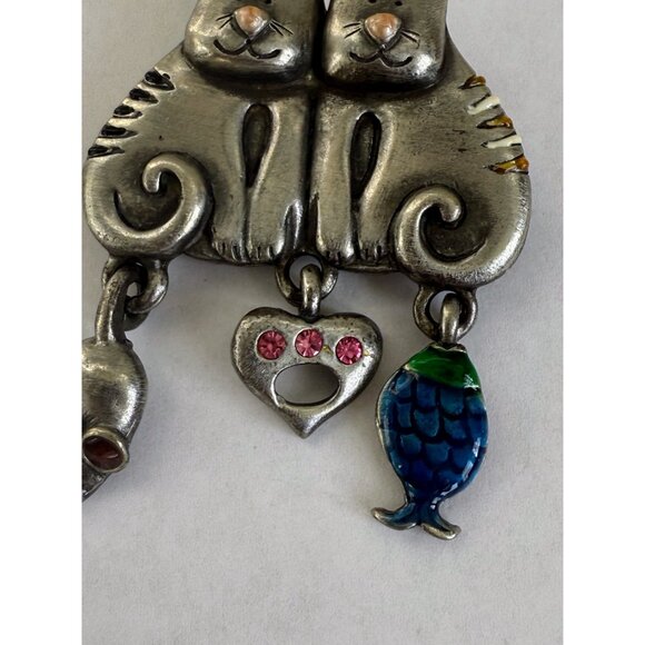Vintage 70's Pewter Cartoon Cats Kitties Brooch With Dangles Mouse Heart Fish - Picture 3 of 6
